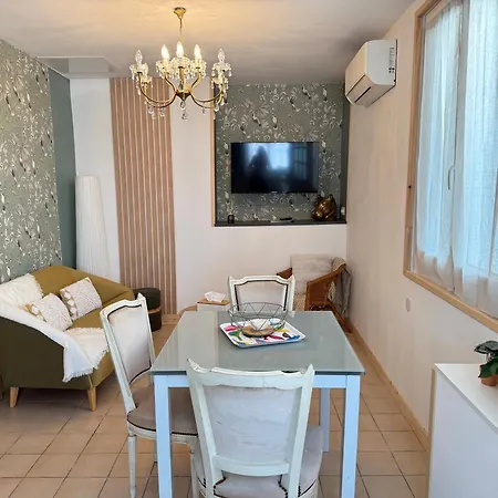 La Casita *